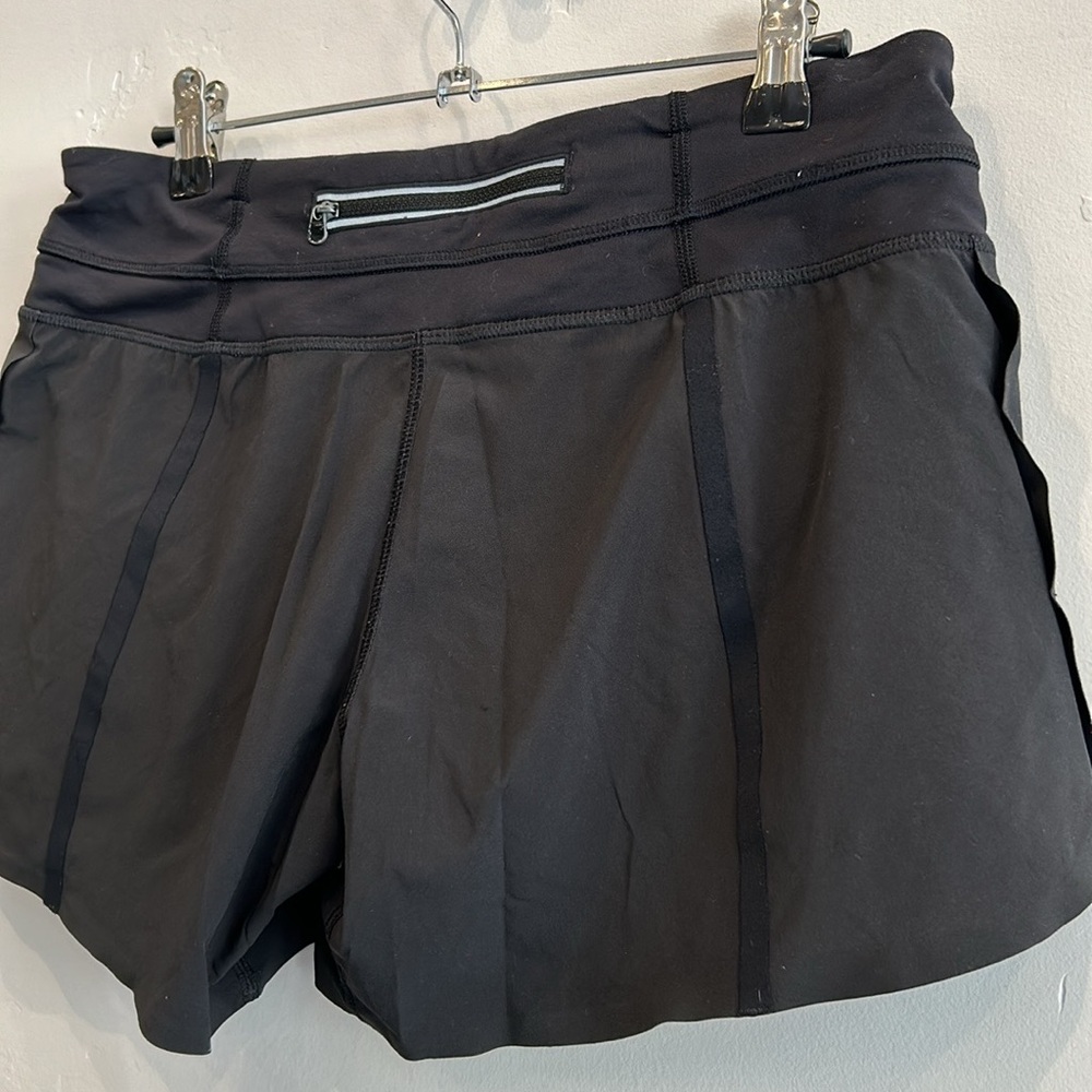 Lululemon Run Switch Back Reversible Running Short - image 4